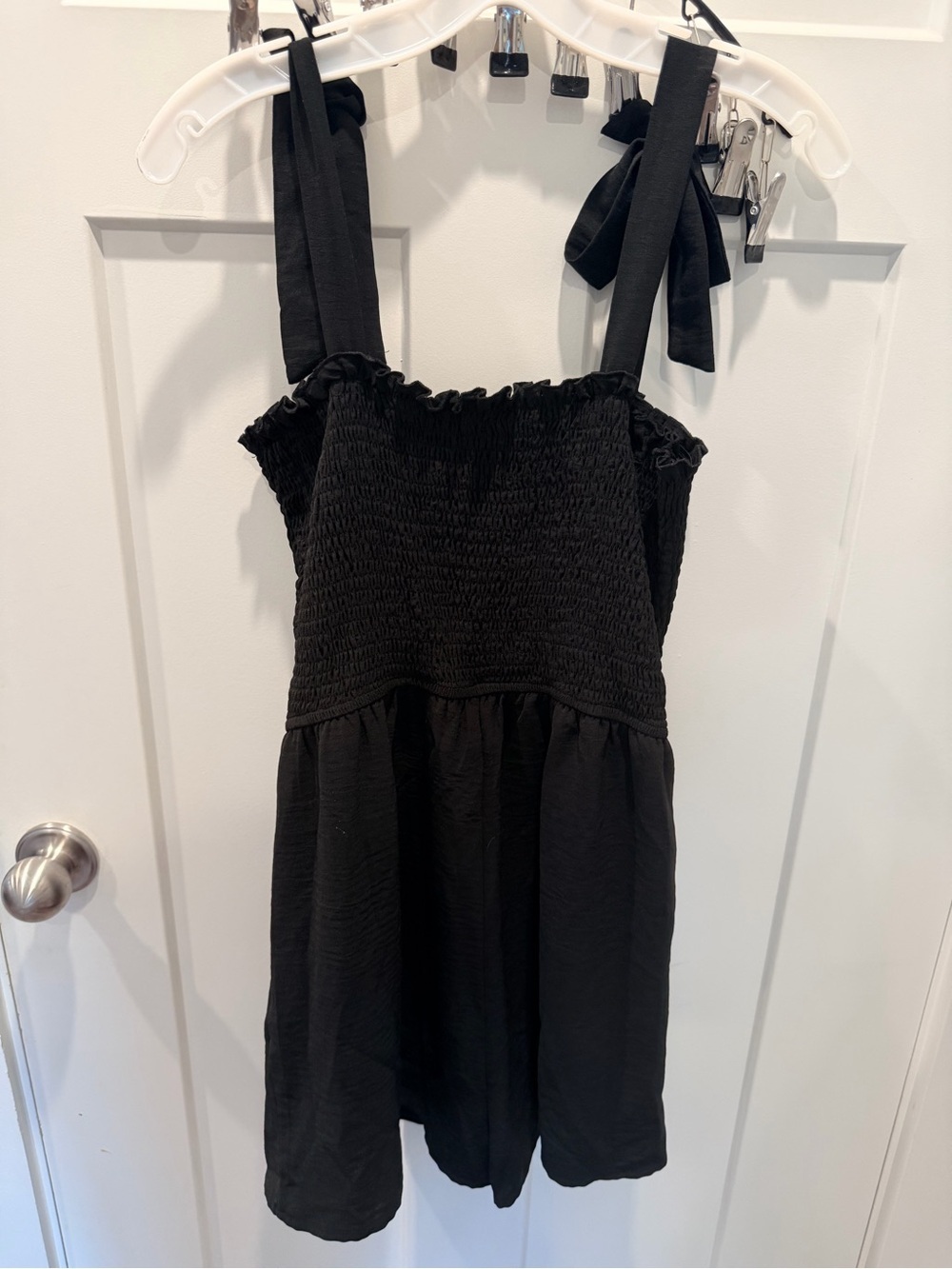 Black Smocked Tie Strap Romper XL Sleeveless Flowy Summer Boho Boutique